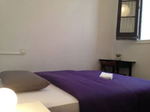 El Puchi Barcelona Guest House 0*,