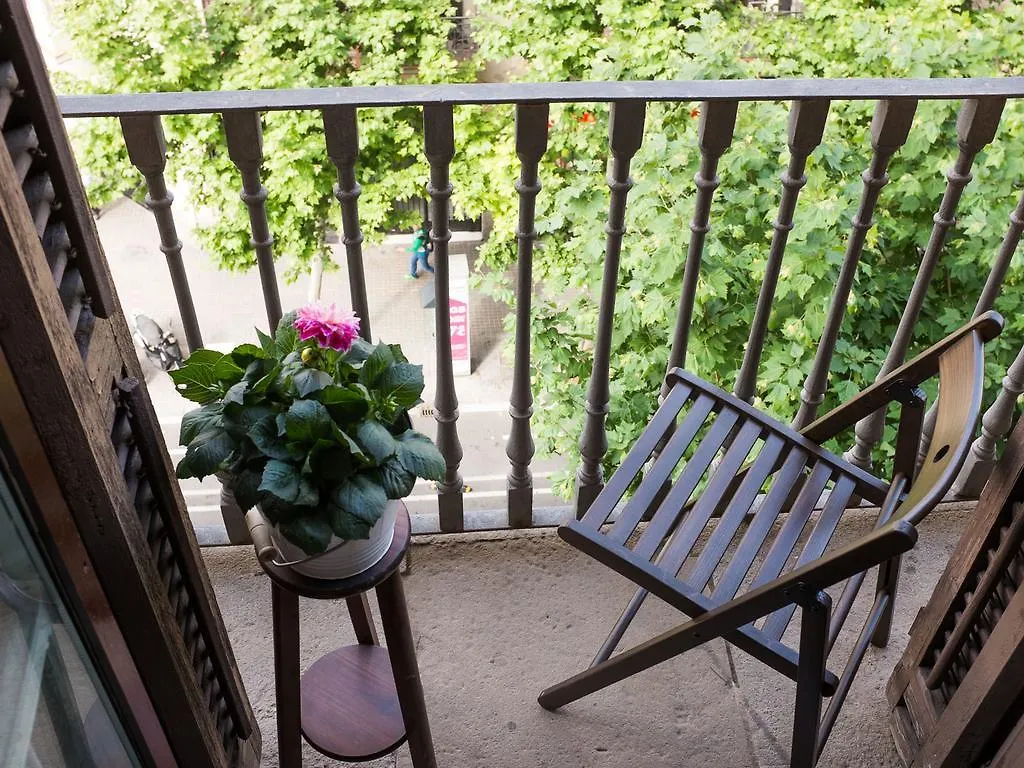 El Puchi Barcelona Guest House