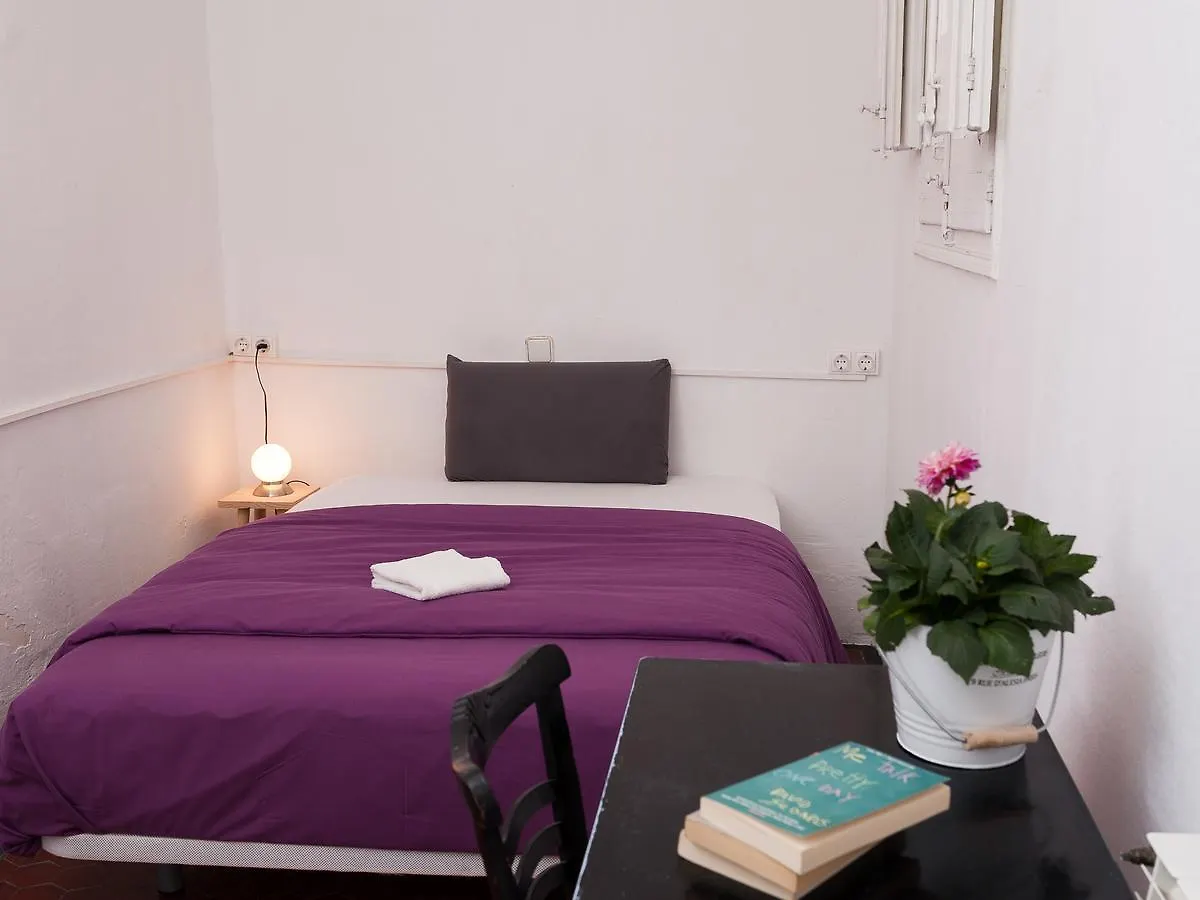 El Puchi Barcelona Guest House